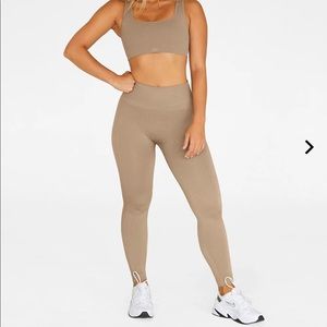 SET ACTIVE leggings